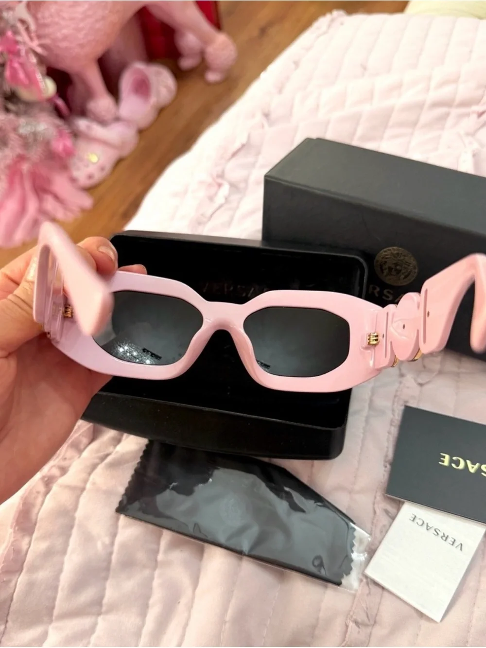 Authentic Versace Pink Rock Icon Sunglasses comes with everything in the pic